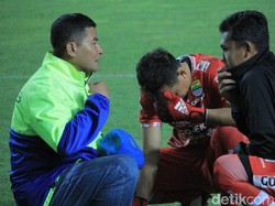 Made Wirawan Terluka Usai Dibobol PS Tira