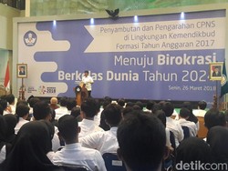 MenPAN-RB Ingin Guru Jadi Pegawai Pemerintah Pusat