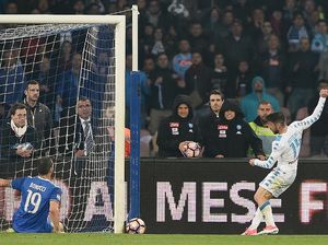 Mertens Sebut Laga Napoli vs Juve di Turin Bak Final