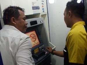 Benda Mencurigakan di ATM Mandiri Mojokerto, Ini Kata Polisi Benda Mencurigakan di ATM Mandiri Mojokerto, Ini Kata Polisi
