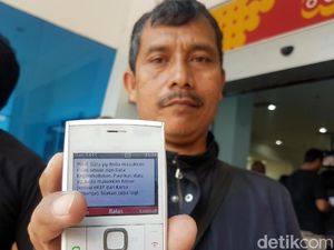 Tak Bisa Telepon, Ratusan Pelanggan Geruduk Gerai Indosat Tak Bisa Telepon, Ratusan Pelanggan Geruduk Gerai Indosat