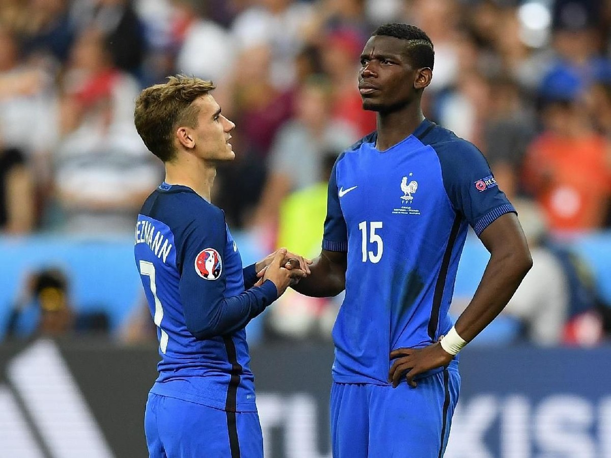 Antoine Griezmann dan Paul Pogba di timnas Prancis. (Foto: Laurence Griffiths/Getty Images)