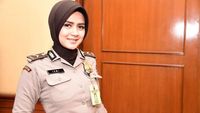Adem, Ini Gaya Hijab Bripda Ismi yang Viral karena Kecantikannya