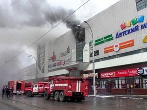 CCTV Kebakaran Maut Mal di Rusia Tewaskan 64 Orang