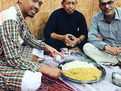 Tilap Uang Jemaah Umrah Rp 1,8 T, Begini Gaya Makan Abu Hamzah