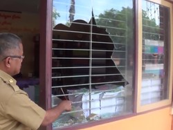 Suporter PSM Rusak Sekolah Kejuruan di Makassar