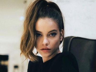 Model-model Cantik yang Terkenal karena Kencani Justin Bieber