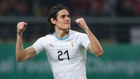 Cavani berada di posisi kedua dalam daftar top skorer sepanjang masa Uruguay. Foto: Stringer/Reuters