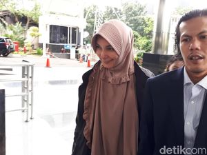 Cawalkot Malang Ananda Tersangka Suap Diperiksa KPK Cawalkot Malang Ananda Tersangka Suap Diperiksa KPK