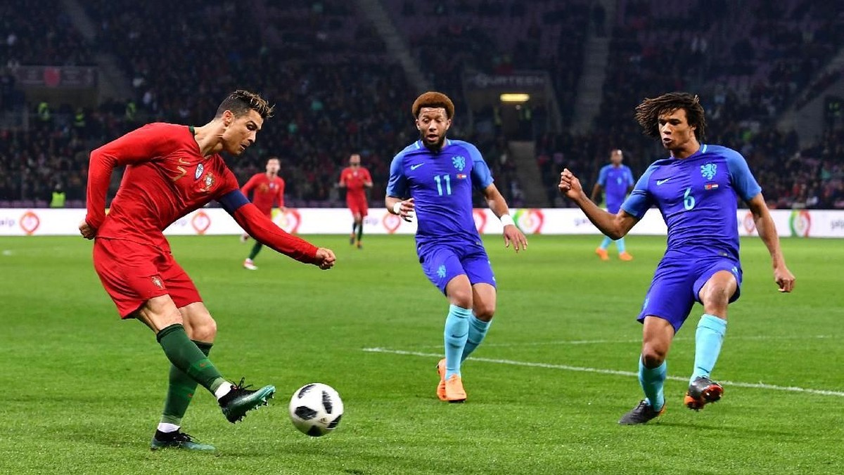 Cristiano Ronaldo tak bisa menolong Portugal dari kekalahan di tangan Belanda (Foto: Harold Cunningham/Getty Images)
