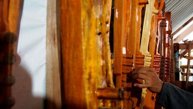 Sempat Dicibir, Bengkel Kecapi Yusri Kini Go International