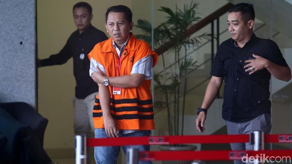 Kabid Perizinan Pemkab Subang Diperiksa KPK