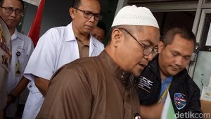 Sosok Syahroni yang Ada di Video Viral Telur Palsu