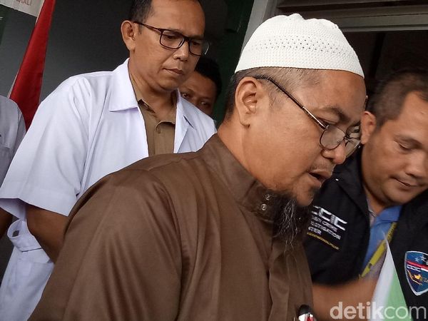 Sosok Syahroni yang Ada di Video Viral Telur Palsu