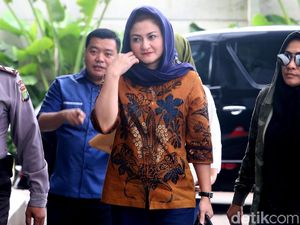 Istri Novanto Jadi Saksi Sidang Bimanesh Hari Ini Istri Novanto Jadi Saksi Sidang Bimanesh Hari Ini
