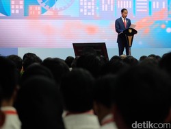 Jokowi Bicara Teknologi, Elon Musk hingga Robot di Depan CPNS