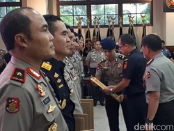 Ungkap 1,6 Ton Sabu, 2 Perwira Dipromosikan Jadi Kapolres