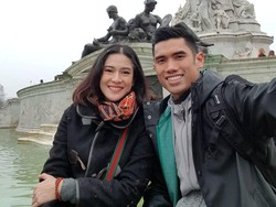 Suami Dian Sastro Mangkir Panggilan KPK, Yulia Mochamad Buka Suara