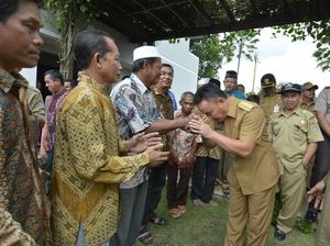Norma kesusilaan: Pengertian, Fungsi, dan Contohnya dalam Bermasyarakat Norma kesusilaan: Pengertian, Fungsi, dan Contohnya dalam Bermasyarakat
