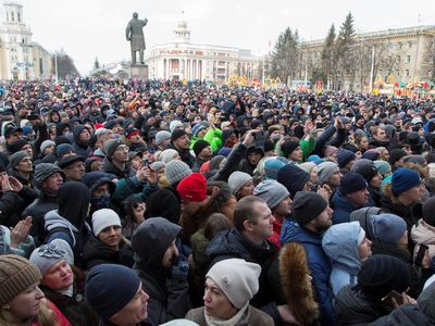Foto: Kebakaran Mal Tewaskan 64 Orang, Warga Rusia Turun ke Jalan