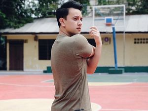 Gaya Sporty Cowok Terganteng Billy Davidson Saat Olahraga