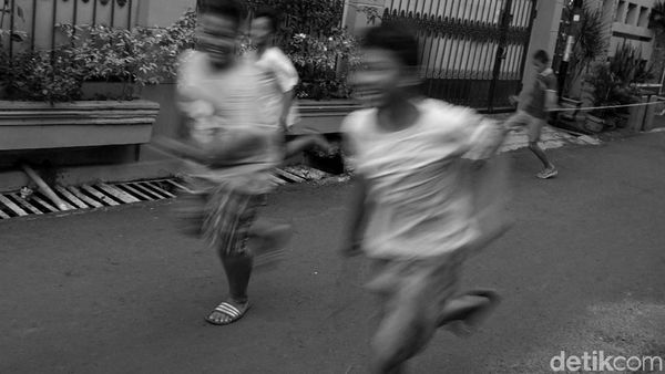 Keceriaan Anak-anak Metropolitan