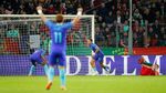 Foto: Ronaldo Mandul di Hadapan Belanda