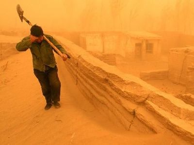 Foto: Kuasa Illahi, Badai Pasir Mengubur Kota