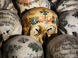 Tradisi Lukis Tengkorak yang Hampir Punah di Eropa