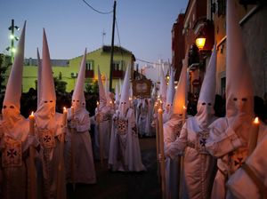 Melihat Tradisi Pekan Suci di Berbagai Belahan Dunia