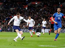 Saat Vardy Mencuri Celah di Pertahanan Italia