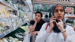 Dari Dulu Sampai Sekarang, Nycta Gina Memang Hobi Makan Es Krim!