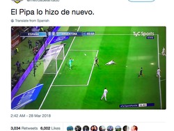Begini peluang emas yang dimiliki oleh Higuain selepas tujuh menit waktu pertandingan. Ia sudah berada di depan gawang Spanyol. (Foto: Internet)