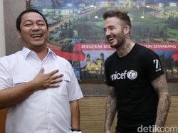 Beckham di Semarang: Main Bola Bareng Bocah, Bertamu ke Balai Kota