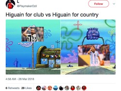 Higuain sebenarnya bukan penyerang buruk karena sedemikian subur di level klub bersama Juventus. Meme ini menyoroti kontrasnya hal tersebut. (Foto: Internet)