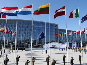 Serangan Zat Saraf ke Mata-mata, NATO Juga Usir Diplomat Rusia