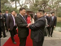Momen Pertemuan Rahasia Kim Jong-un dan Presiden China
