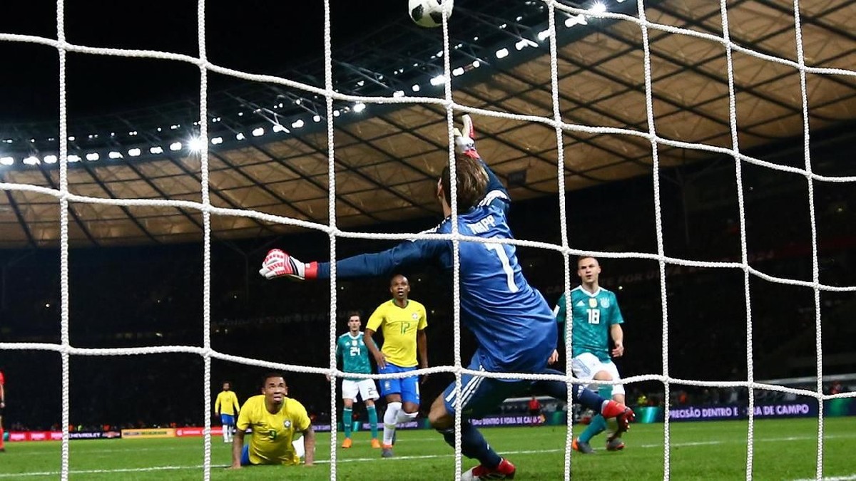 Brasil menang 1-0 atas Jerman berkat gol Gabriel Jesus (Foto: Wolfgang Rattay/Reuters)