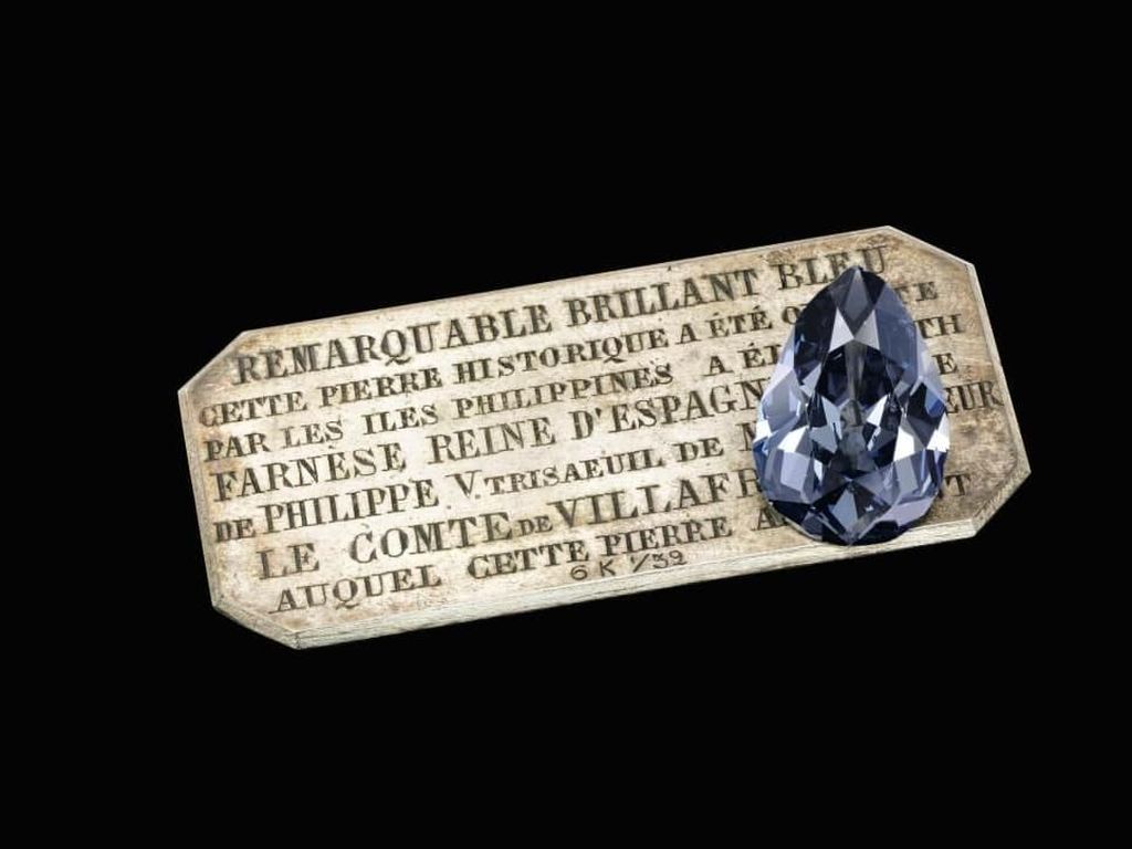 Setelah 300 Tahun, Berlian Bersejarah Farnese Blue Dilelang