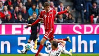 13. Thomas Mueller. Dengan perannya di lini serang Bayern Munich, pemain Jerman berusia 28 tahun ini sudah mengontribusikan 10 assist dari 23 laga Bundesliga 2017/2018 yang ia mainkan. (Foto: Michaela Rehle/REUTERS)