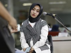Fatin Beri Kode Shoot Me Now di Markas detikHOT