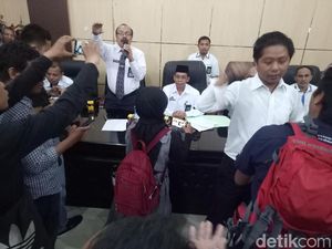 Izin Abu Tours Dicabut, Jemaah Datangi Kemenag Sulsel Izin Abu Tours Dicabut, Jemaah Datangi Kemenag Sulsel