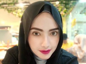 Ets... Yulia Mochamad Ngaku Nih Video Call-an dengan Opick