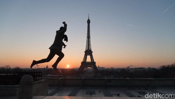 Kota-kota yang Ingin Suntik Mati Mobil BBM