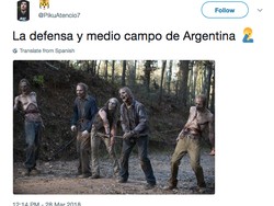Buruknya pertahanan Argentina, sehingga kebobolan enam gol, pun jadi sorotan. Bek-bek tim Tango diibaratkan seperti mayat hidup alias zombie nan lamban. (Foto: Internet)