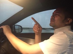 Arseto Pariadji Dibawa Polisi ke Apartemen untuk Penggeledahan