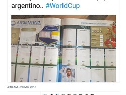 Besarnya peran Messi untuk Argentina pun disindir oleh meme ini. Buku kumpulan stiker tim Albiceleste di Piala Dunia 2018 layaknya cuma diisi Messi seorang. (Foto: Internet)