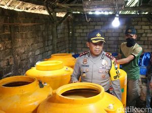 Home Industry Arak di Tuban Digerebek, Pemilik Usaha Diamankan