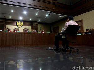 Jaksa Minta Hakim Cabut Hak Politik Novanto Selama 5 Tahun