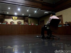 Jaksa Minta Hakim Cabut Hak Politik Novanto Selama 5 Tahun